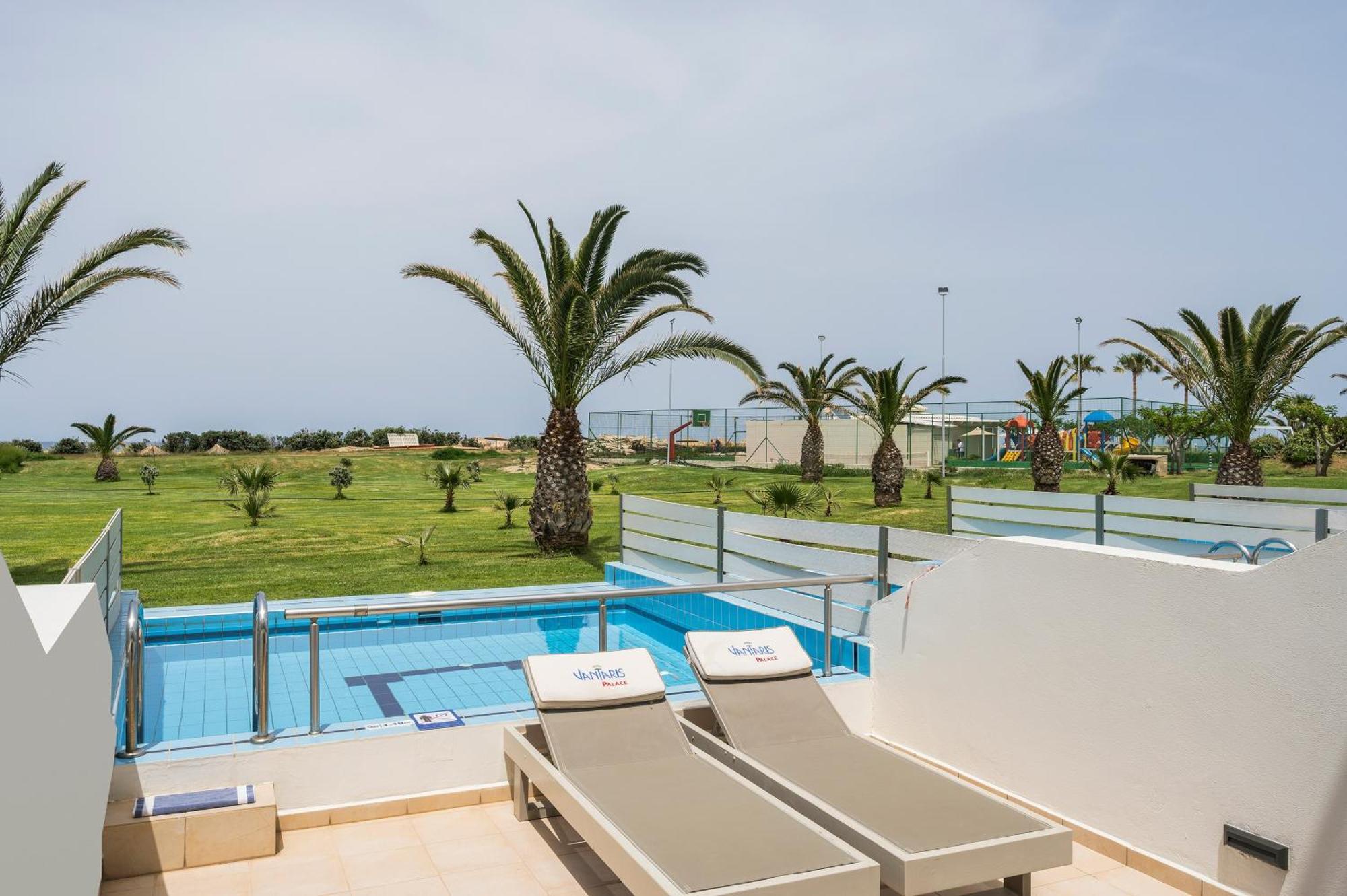 Vantaris Palace Paralia Kourna Eksteriør billede