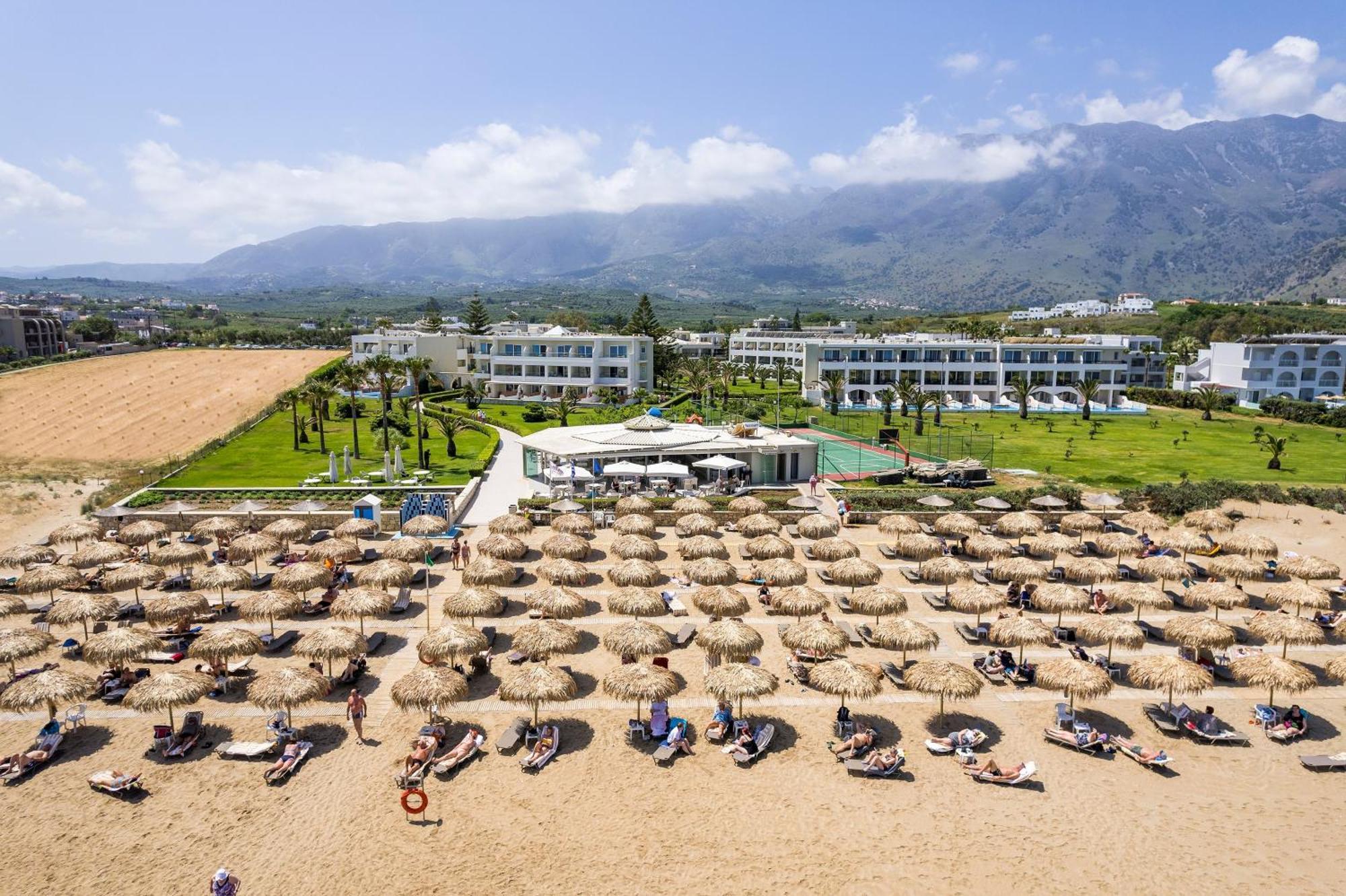 Vantaris Palace Paralia Kourna Eksteriør billede